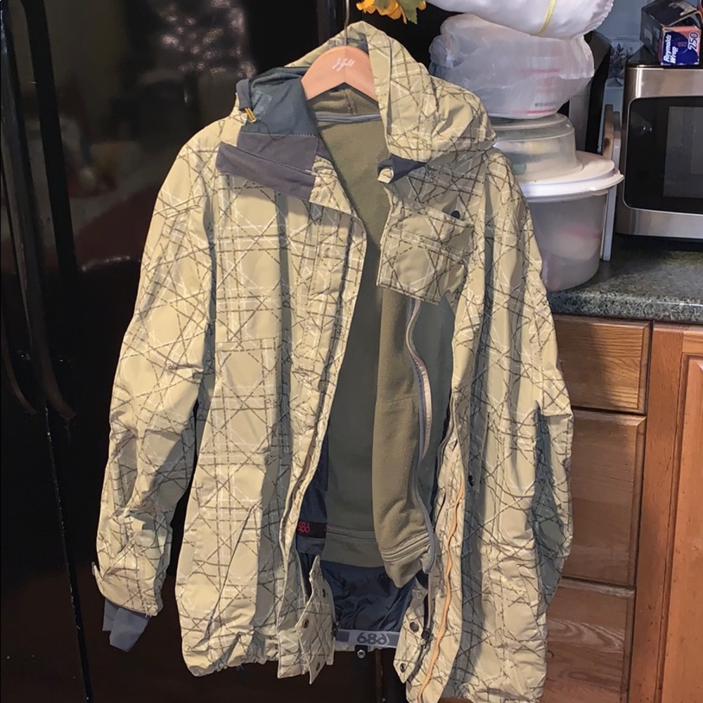 men’s XL 686 snow jacket